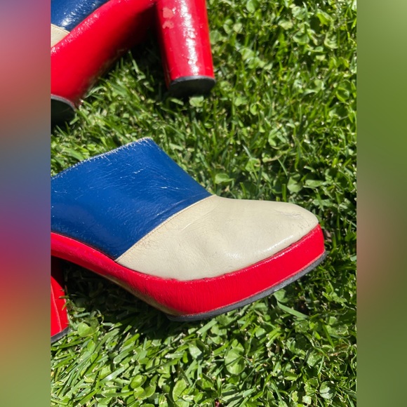 70s Vintage Red White and Blue Platform Clogs - Picture 6 of 14
